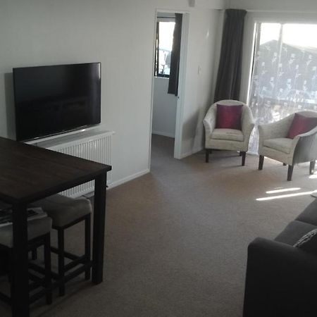 Modest Comfortable Relaxed Home Away From Home With Secure Bike Storage Rotorua Exterior photo